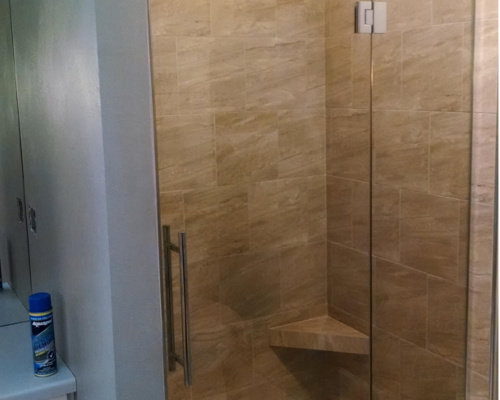 Residential Glass: Custom Shower