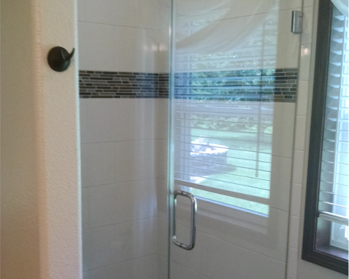 Residential Glass: Custom Shower