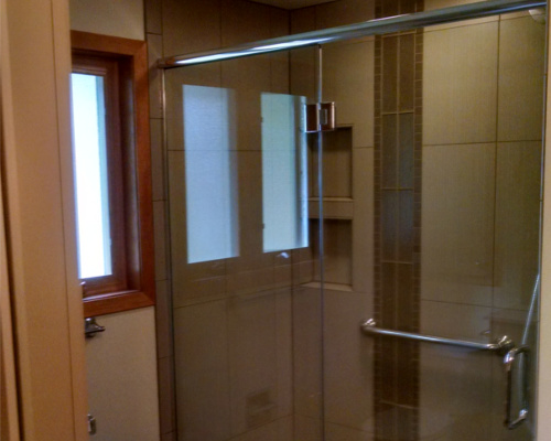 Residential Glass: Custom Shower