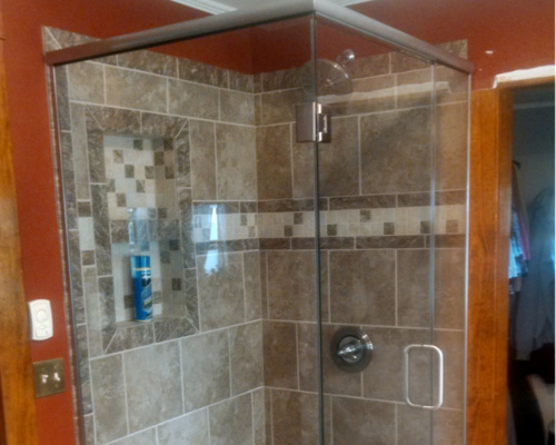 Residential Glass: Custom Shower