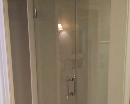 Residential Glass: Custom Shower